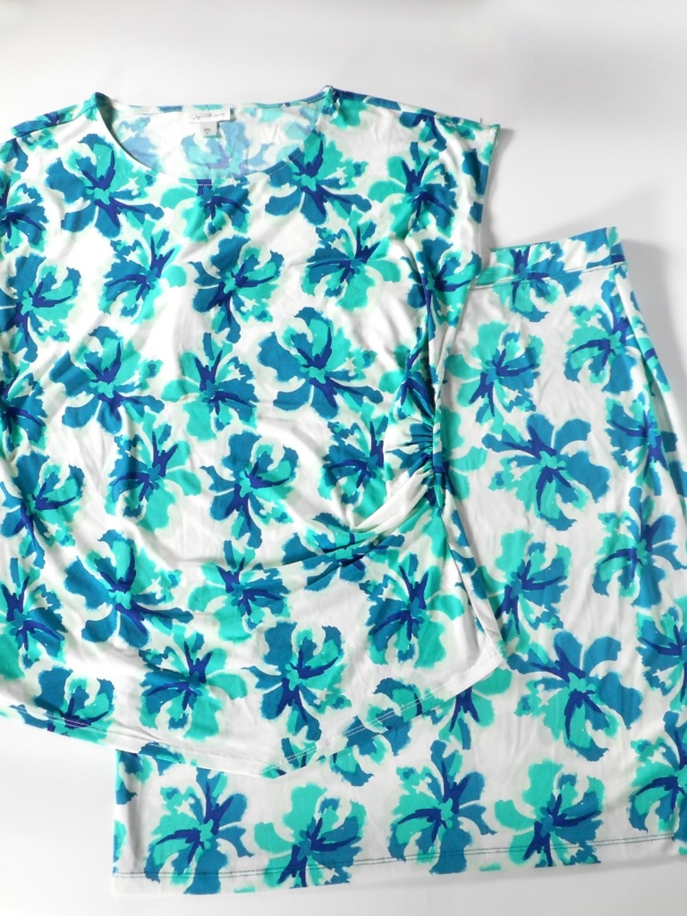 Jaclyn Smith 2-Pc Sz XL Blue Green White Floral Stretch Sleeveless Top Skirt Set
